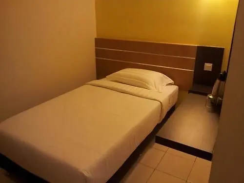 ** Hotel Oyo 182 Simms Grand Inn Malaysia